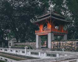 Di tích lịch sử