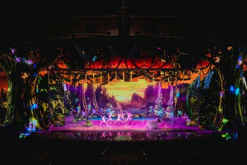 show diễn ý nghĩa mang tên đất nước thiên hùng ca show diễn ý nghĩa mang tên đất nước thiên hùng ca